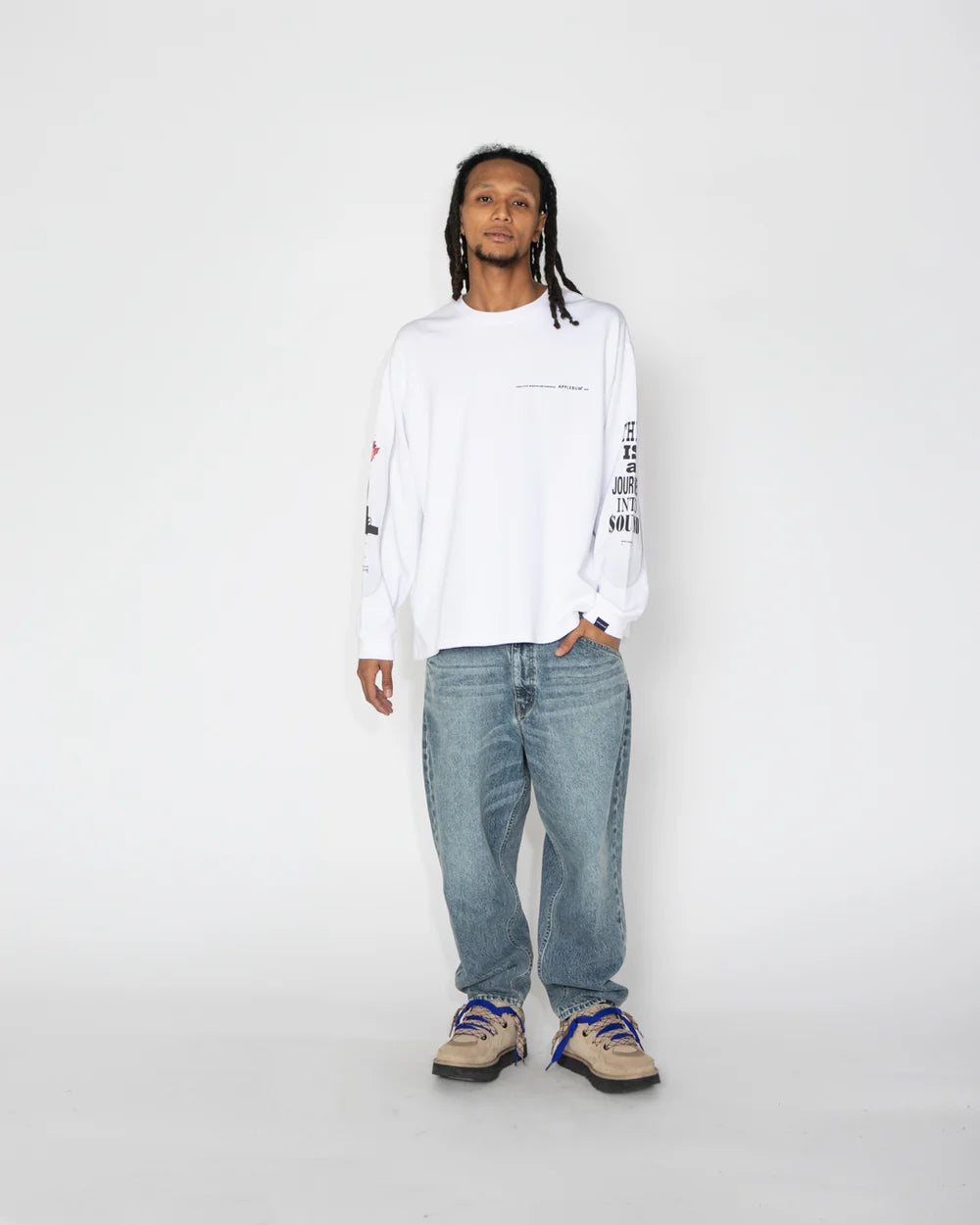 オーバーサイズ ロングスリーブTシャツ ストリートスタイル　正面