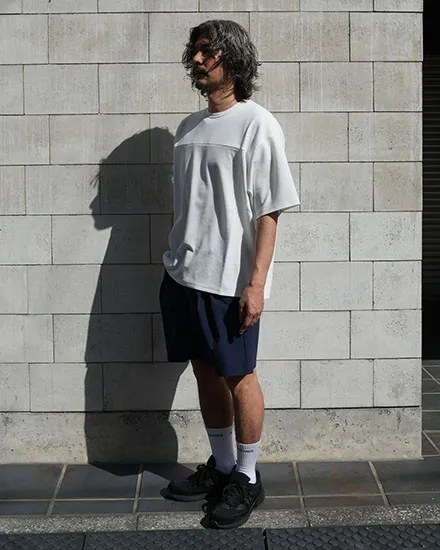FAKIE STANCE フェイキースタンス　接触冷感 ナイロンショートパンツ メンズ 日本製 セットアップ対応 ワイドショーツ  ネイビー　着用イメージ