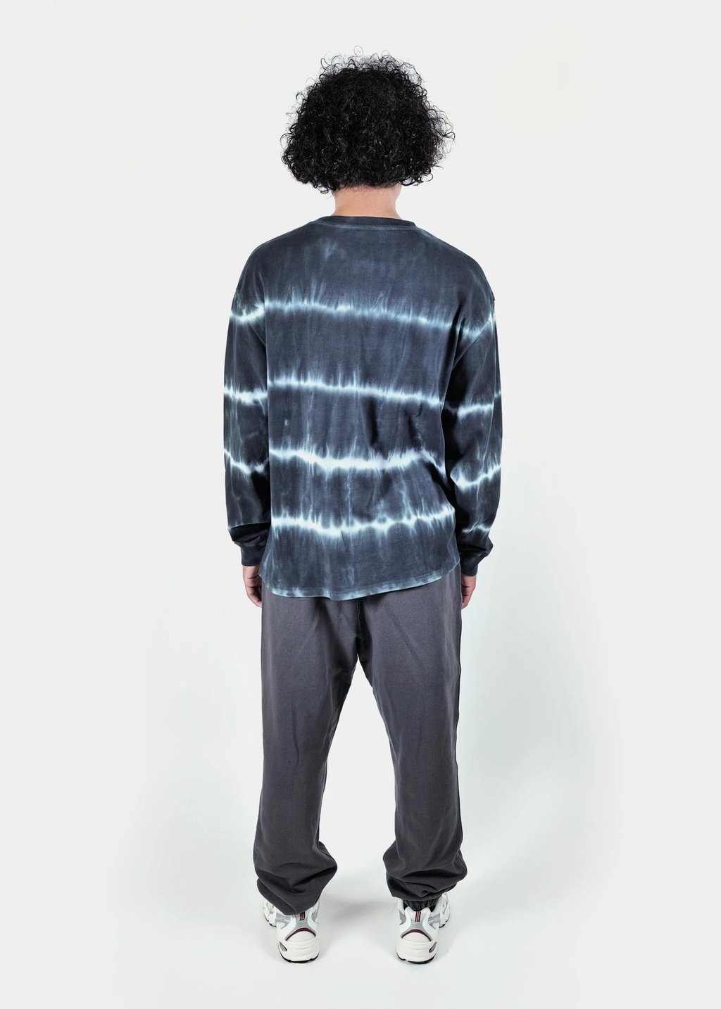 TiEDYE FREAK ハンドダイボーダー ロングスリーブTシャツ 着用スタイル
