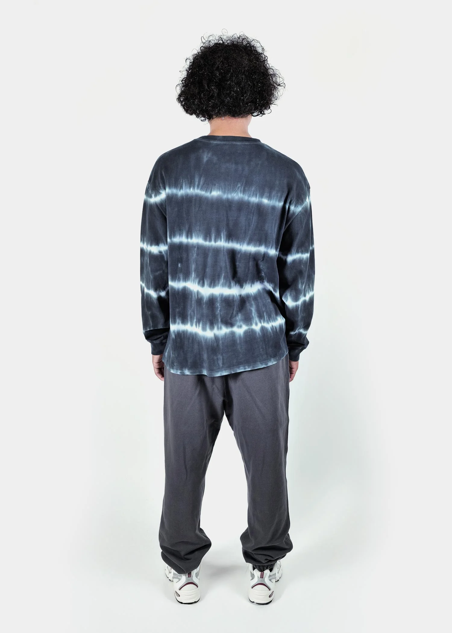 TiEDYE FREAK ハンドダイボーダー ロングスリーブTシャツ 着用スタイル