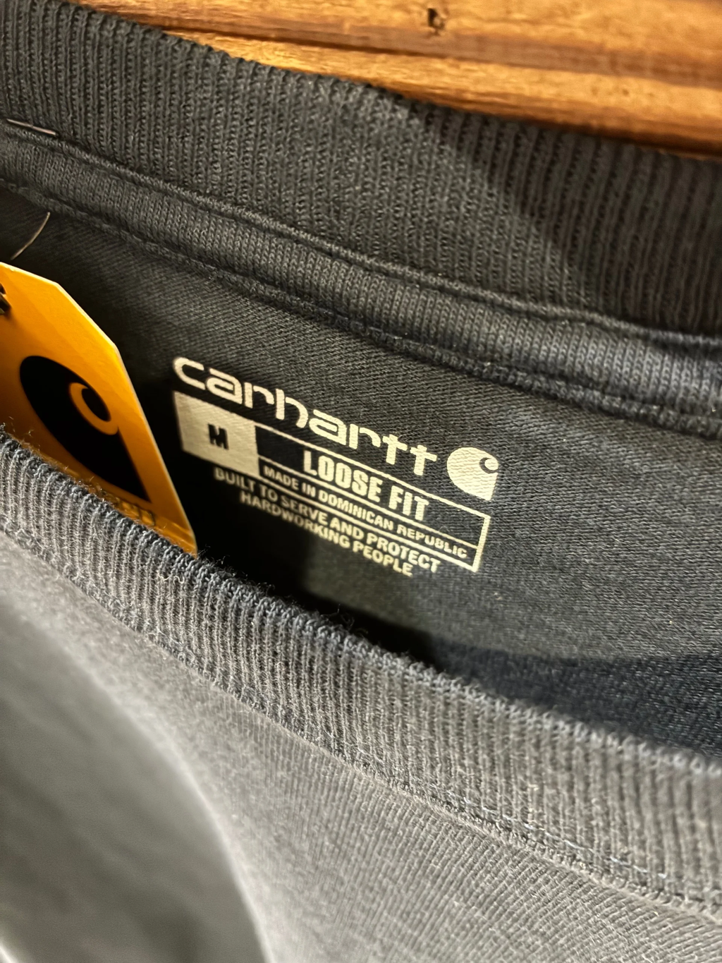 Carhartt ポケットTシャツ メンズ ヘビーウェイト ルーズフィット 半袖Tシャツ　タグ　拡大　ネイビー