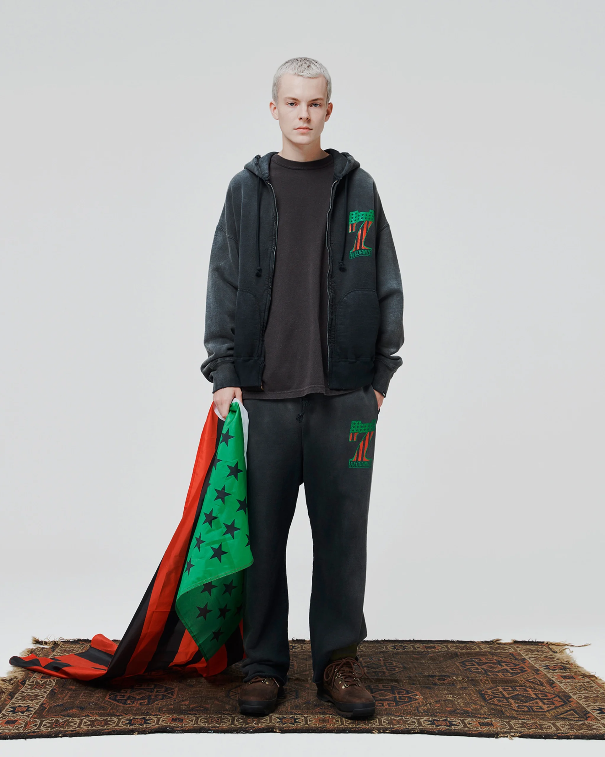 RECOGNIZE X BOW WOW ( レコグナイズ X バウワウ ) / 7Vinyl Zip Hoodie ( 7 ヴァイナリー ジップ フーディー ）/ Aged Black (エイジド ブラック）