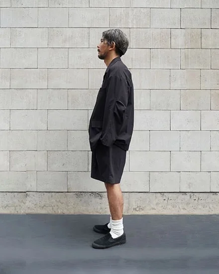 FAKIE STANCE フェイキースタンス　接触冷感 ナイロンショートパンツ メンズ 日本製 セットアップ対応 ワイドショーツ  ブラック 着用イメージ