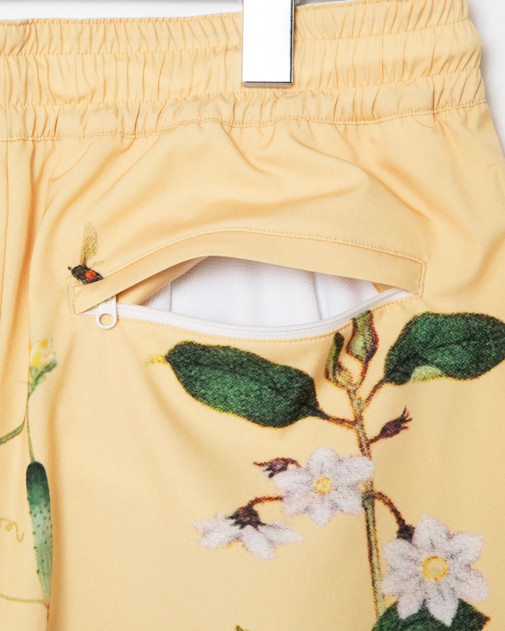 APPLEBUM 総柄バスケットショーツ 和柄 植物画 アート バスケパンツ ストリート　バックポケット　拡大