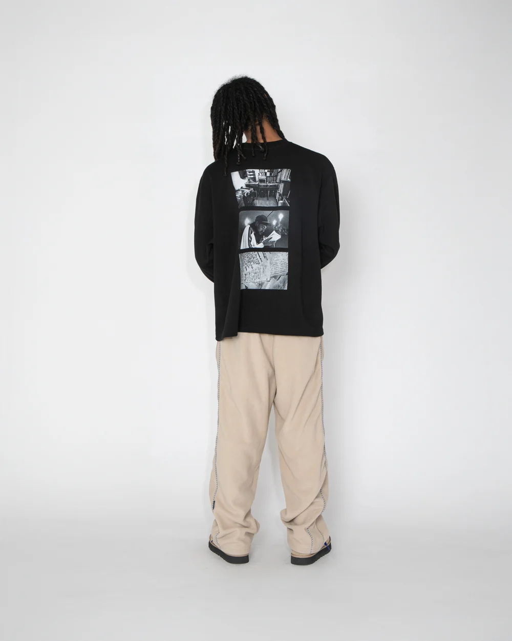 ワイドシルエット ショート丈 ヘビーウェイトTシャツ　着用イメージ　バック　ブラック