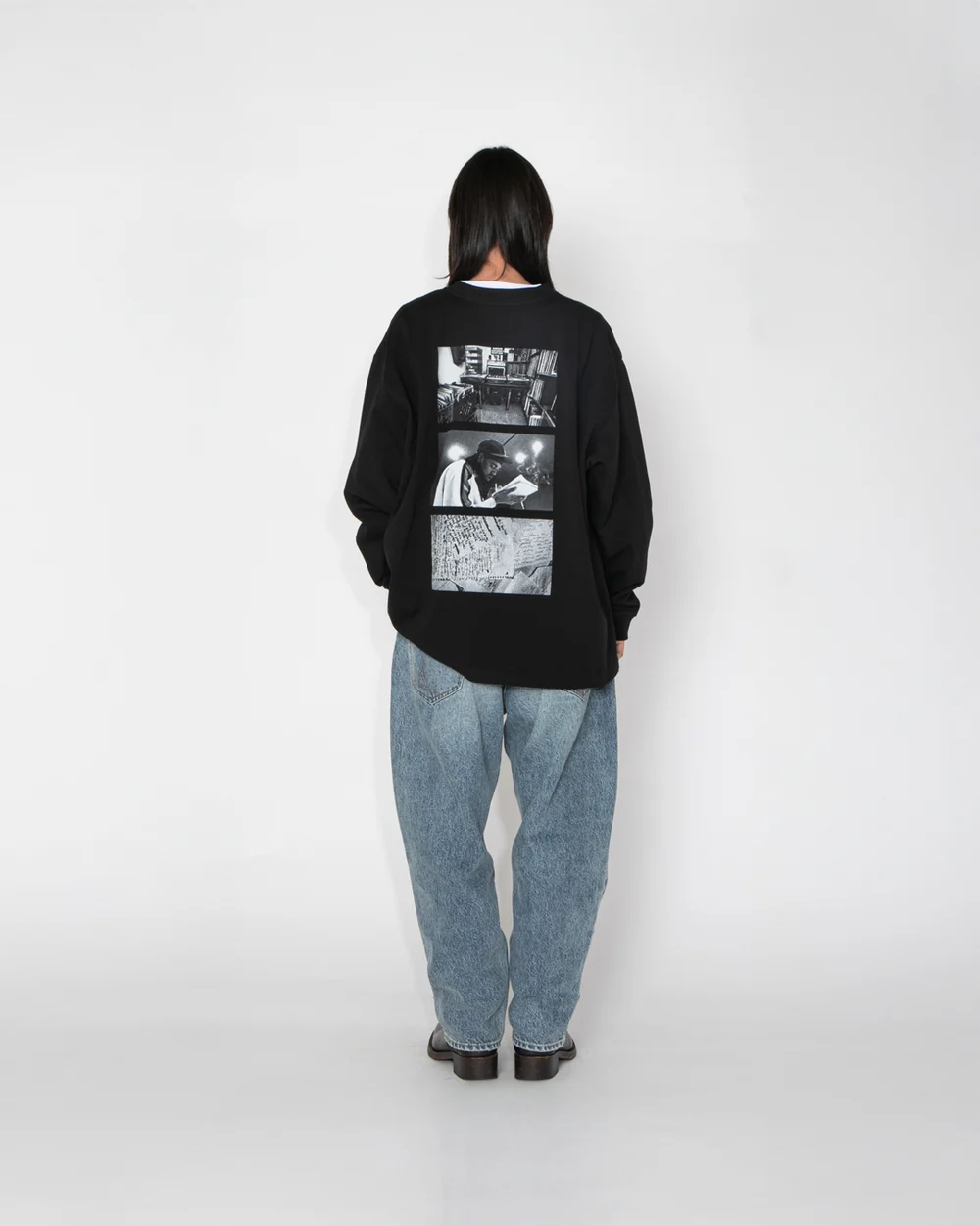 12oz ウルトラヘビーウェイト ロングスリーブTシャツ　バックスタイル　着用イメージ　ブラック