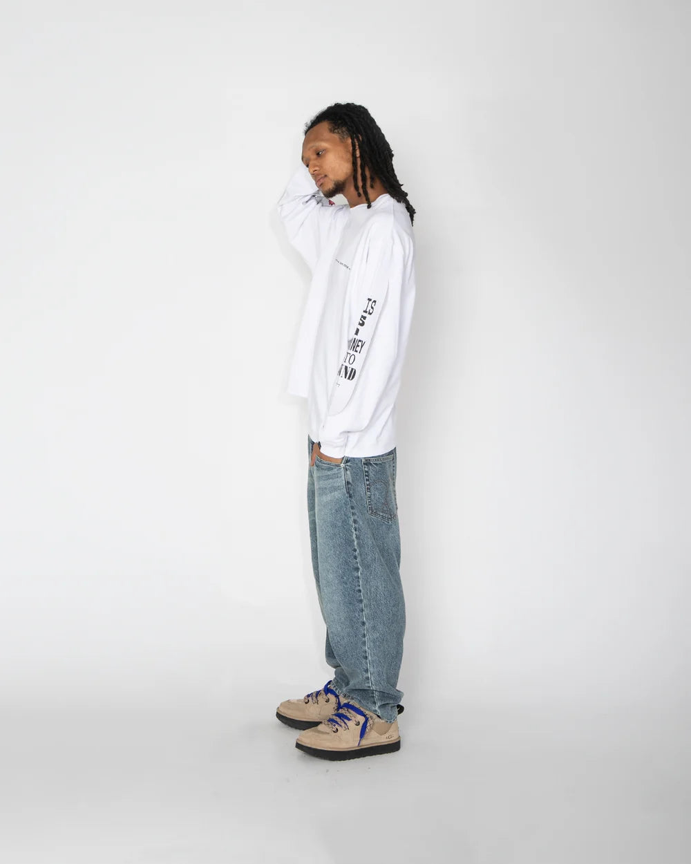 オーバーサイズ ロングスリーブTシャツ ストリートスタイル　サイド