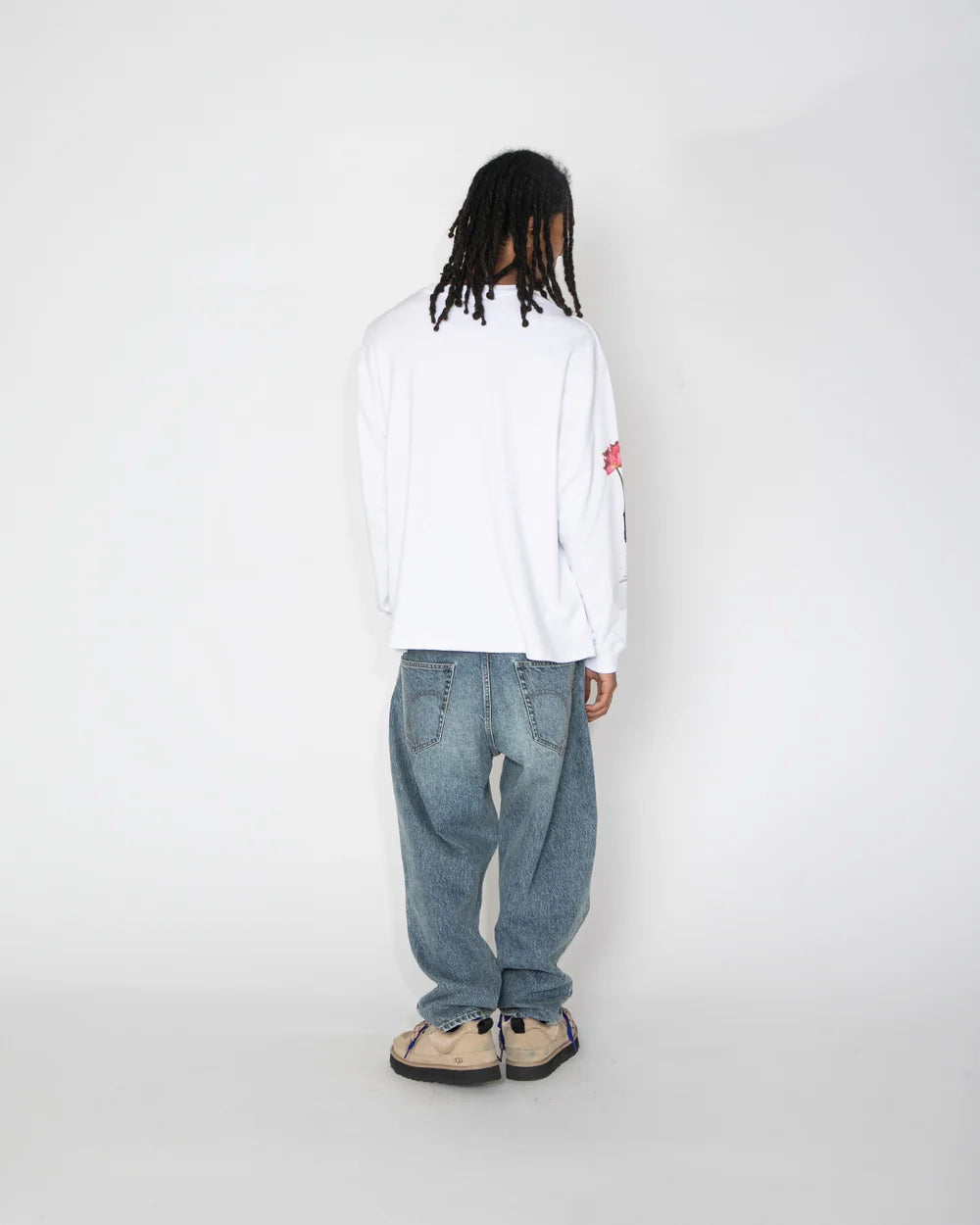 オーバーサイズ ロングスリーブTシャツ ストリートスタイル　バッグ