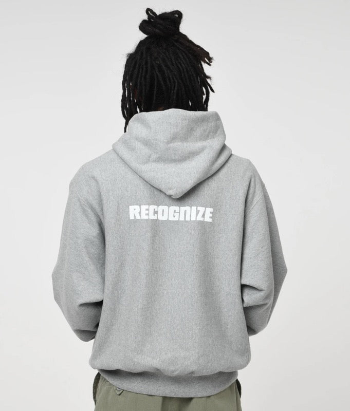 RECOGNIZE 7 INCH HOODIE ストリートファッションコーディネート　バックスタイル