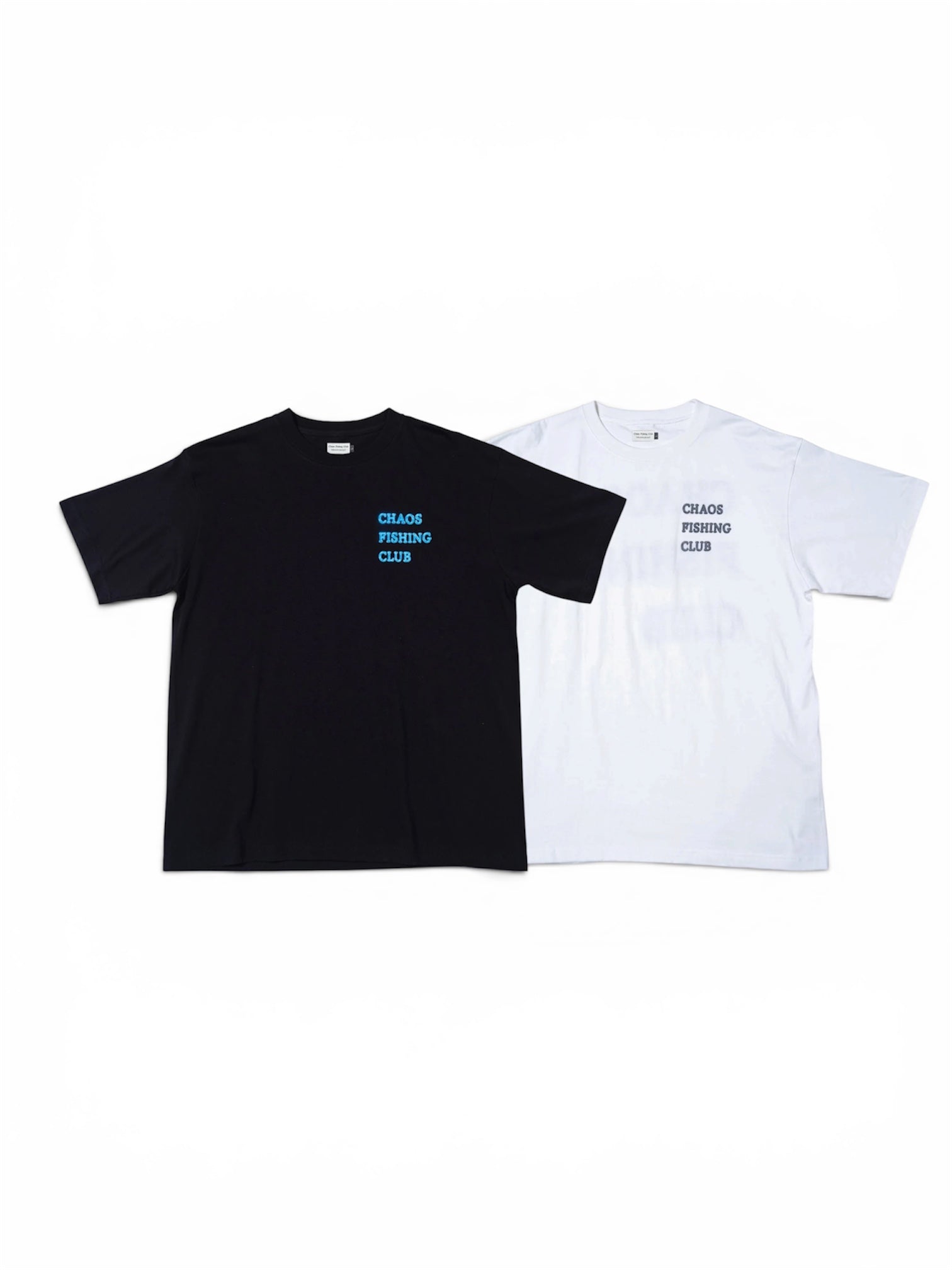 CHAOS FISHING CLUB ロゴTシャツ メンズ バックプリント 6.2oz コットン 半袖 ホワイト 　ブラック　正面