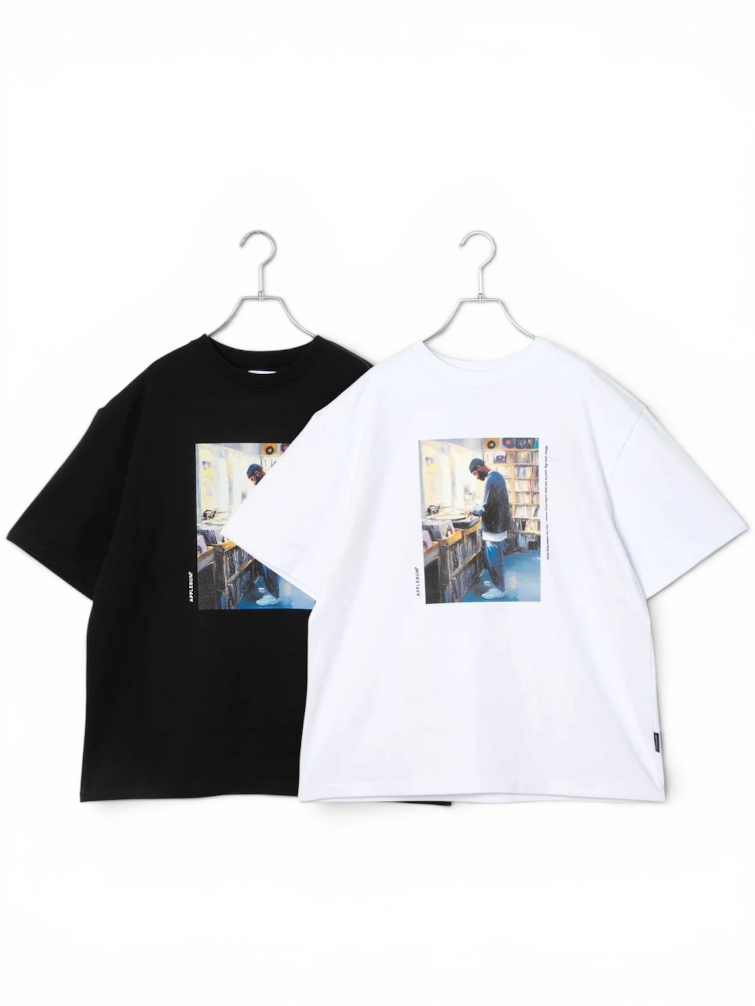 APPLEBUM レコードディグ グラフィックTシャツ 12oz ヘビーウェイト メンズ DJ ヒップホップ ストリート　ブラック　ホワイト　正面