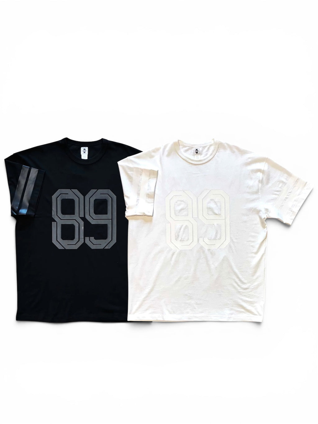 EXPANSION NY 89 ラバープリントTシャツ ニューヨーク ストリート ブラック　ホワイト　正面