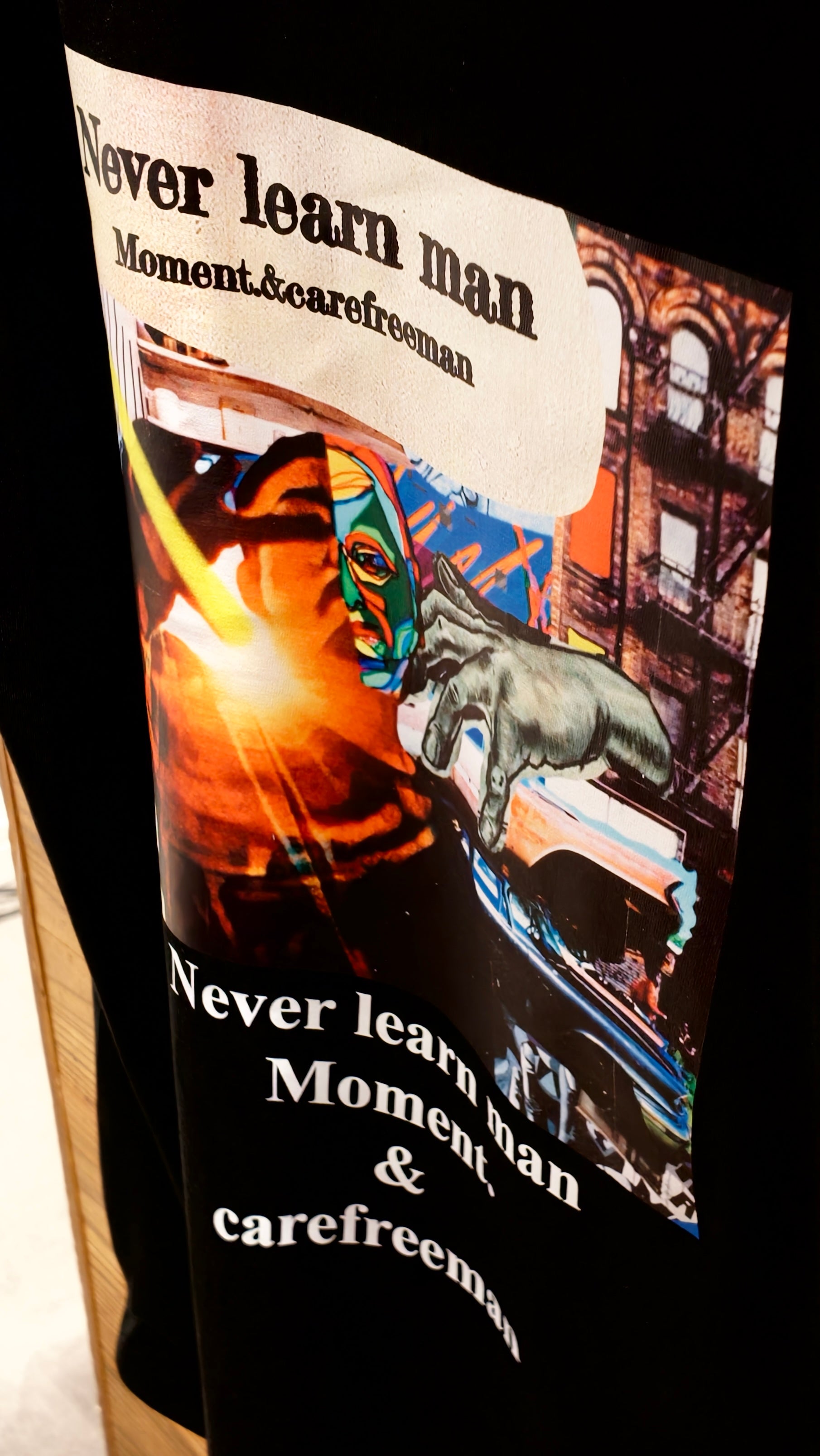 Never Learn Man オフィシャルTシャツ グラフィックデザイン　ブラック　バック
